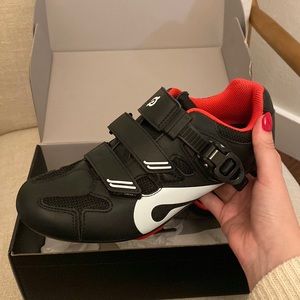 Peloton Cycling Shoes Women’s Size 39